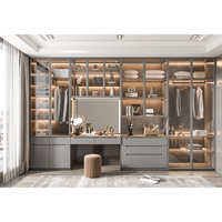 Armoire intégrée contemporaine haut de gamme en mélamine avec tiroirs à fermeture douce, armoire sur mesure pour toute la maison, pour villa
