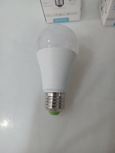 A19 9W Tuya WiFi with Google AssistantホームベッドルームLed RGB電球LedスマートライトLedスマート電球 - Product Image 6