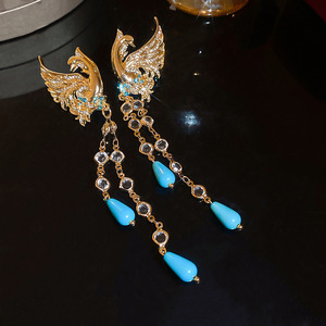 Boucles d'oreilles créoles QX rétro géométriques tendance, élégance raffinée, bijoux haut de gamme robustes - Product Image 2