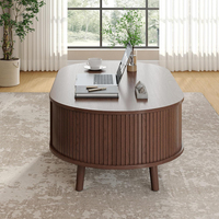 Table basse ovale de style Mid-Century avec portes coulissantes cannelées et étagère ouverte, Fabricant de meubles pour commandes en gros