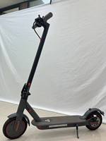 Scooter Eléctrico Plegable a Prueba de Agua de 350W con Batería de Litio de 36V 7.8AH, Alta Velocidad (31-40km/h), Control por Aplicación, Alcance de 30-40km