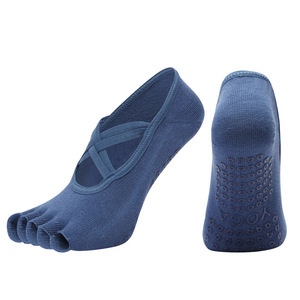 Calcetines para Mujer, Ideales para Clases en Línea, con Separación de Cinco Dedos, Doble Correa, Ajuste Completo y Agarre para Yoga y Pilates - Product Image 1