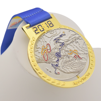 Fabricant de médailles en Chine, médailles personnalisées rotatives pour la natation, le vélo, la course à pied, le triathlon, médailles de marathon en émail 2D, année modifiable