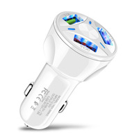 Chargeur de voiture portable en gros 395-3U Charge rapide 3.0 prise LED port multi-USB sortie intelligente 2A/25A/1.5A pour téléphone et ordinateur portable