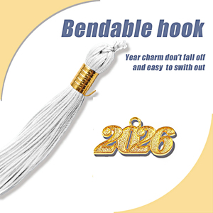 Pompon de <span class=keywords><strong>remise</strong></span> de diplôme 2026, Pompon de <span class=keywords><strong>remise</strong></span> de diplôme de luxe avec breloque annuelle pour toque de <span class=keywords><strong>remise</strong></span> de diplôme, Accessoire de <span class=keywords><strong>remise</strong></span> de diplôme en gros - Product Image 2