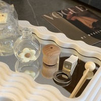 Diffuseur de parfum de voiture portable de luxe 10 ml, longue durée, en verre, rechargeable, mini flacon de parfum liquide pour voiture, clip de ventilation