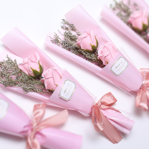 Roses <span class=keywords><strong>de</strong></span> Savon Artisanales Préservées dans une Boîte Cadeau en <span class=keywords><strong>Bois</strong></span>, Roses Artificielles Décoratives, Cadeaux pour la Saint-Valentin et la Fête des Mères - Product Image 1