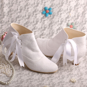 Stivali <span class=keywords><strong>Bianchi</strong></span> in Pizzo da Sposa con Tacco Basso - Product Image 5