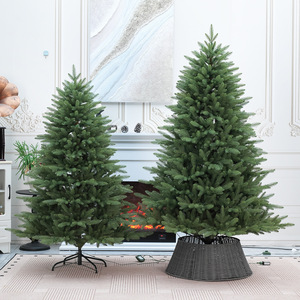 Luxury PE Christmas <b>Tree</b> <b>With</b> <b>Lights</b> Luminous Christmas <b>Tree</b> For Hotel Living Room And Mall Decoration - Product Image 3