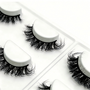 Ciglia Finte Riutilizzabili Autoadesive Fatte a Mano 8-20mm per Volume |   Ciglia Finte Vegane Personalizzabili con Logo Privato |   Fornitore OEM/ODM - Product Image 1