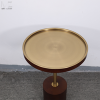 Nordique doré Simple moderne rond en bois Base canapé côté Service boisson Table petite Table basse pour salon