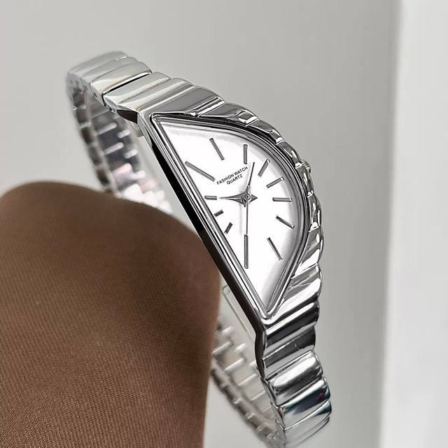 Wholesale of Stylish Minimalist Casual Waterproof Watches for Women