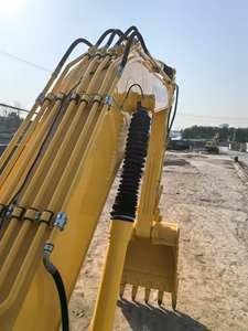 Excavadora Komatsu de 30 toneladas usada, modelo 2024, potente motor de 145kw y caja de cambios incluida para inspección de vídeo - Product Image 5