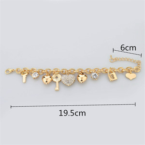 女性用ブレスレット2025新着ジュエリーハートチャームブレスレット & バングルゴールドカラーブレスレット - Product Image 6