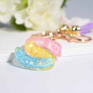 พวงกุญแจกระเป๋าและรถยนต์ ขายส่ง แฟชั่นน่ารัก พวงกุญแจโลหะตุ๊กตาขนฟู พวงกุญแจอะคริลิคพลาสติกแบบกำหนดตัวอักษรได้ - Product Image 5