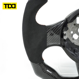 Volant en fibre de carbone TDD adapté à la Lamborghini Gallardo – Personnalisé avec dessus et dessous plats - Product Image 3