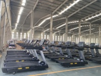 Caminadora Eléctrica Comercial con Pantalla Táctil LCD, Equipo de Gimnasio Motorizado