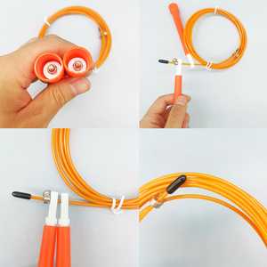 <span class=keywords><strong>Corde</strong></span> <span class=keywords><strong>à</strong></span> <span class=keywords><strong>sauter</strong></span> de qualité professionnelle <span class=keywords><strong>à</strong></span> longueur réglable pour enfants et adultes - Idéale pour la salle de sport, l'école, la cour ou l'<span class=keywords><strong>exercice</strong></span> <span class=keywords><strong>à</strong></span> domicile - Product Image 5