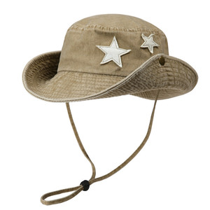 Cappello da pescatore vintage in cotone lavato a tesa larga con patch a stella e cordino antivento, protezione solare per esterni, da donna - Product Image 3