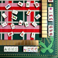 Tuiles de Mahjong en Acrylique de Qualité Supérieure Thème Noël Style Américain Faites à la Main Dos Doré Logo Personnalisé Emballées en Boîte pour la Famille
