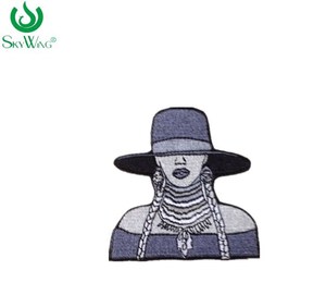 Nhà máy trực tiếp giá cô gái xinh đẹp thêu vá với thạch vải vải và nhựa phong cách sắt-on cho trang trí - Product Image 3