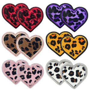 En gros, Patchs thermocollants et brodés à motif léopard et cœur, Appliques décoratives pour vêtements - Product Image 1