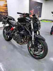 Benelli Huanglong 600, Quattro Cilindri in Linea, Raffreddamento a Liquido, Design <span class=keywords><strong>Sugomi</strong></span>, Carenatura Aerodinamica, Acceleratore Reattivo - Product Image 5