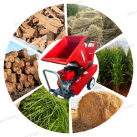Broyeur à bois diesel mobile compact, déchiqueteuse de branches d'arbres, broyeur d'aliments pour animaux haute efficacité 1-1,5T/H