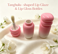 Tube de brillant à lèvres en forme de gourde rose, avec dégradé de couleurs irrégulier, impression sérigraphique personnalisée, et applicateur pinceau – Contenant cosmétique