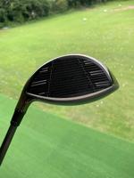 Nouvelle Arrivée Driver de Golf Longue Portée à Faible Coefficient de Centre (CG) Finition Mate Minimise Efficacement les Déviations des Coups Hors Centre