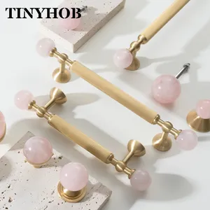 Poignées <span class=keywords><strong>de</strong></span> meuble en quartz rose et laiton, boutons en cristal naturel pour armoire <span class=keywords><strong>de</strong></span> cuisine, commode, penderie, quincaillerie <span class=keywords><strong>de</strong></span> meuble dorée - Product Image 3