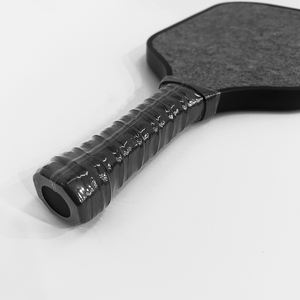 Meilleures raquettes de pickleball portables en fibre de carbone en nid d'abeille, durables et silencieuses, pour les débutants et les joueurs avancés - Divertissement facile - Product Image 6