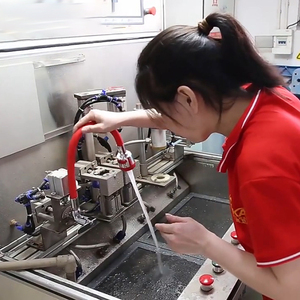 Bán buôn thiết kế mới duy nhất xử lý bồn rửa nhà bếp Vòi Mixer tap nước đen kẽm vòi nước kéo linh hoạt được sản xuất - Product Image 6