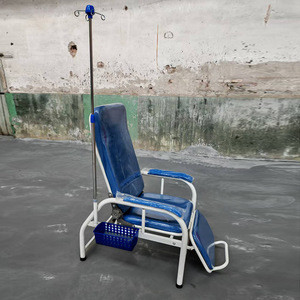 Chaise d'infusion Yizhuokang PHY01 bleue en métal avec support pour les jambes pour usage hospitalier - Product Image 2