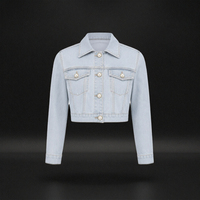 Jaket Denim Wanita Lengan Panjang Model Crop Sobek Warna Biru Muda dengan Hiasan Kancing untuk Musim Semi, Musim Dingin, Musim Panas.