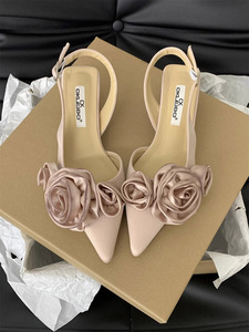 Vendita calda da donna <span class=keywords><strong>sandali</strong></span> estivi con tacchi bassi da donna con fiori rosa da donna scarpe di lusso Slingback scarpe con <span class=keywords><strong>tacco</strong></span> sandalo - Product Image 3