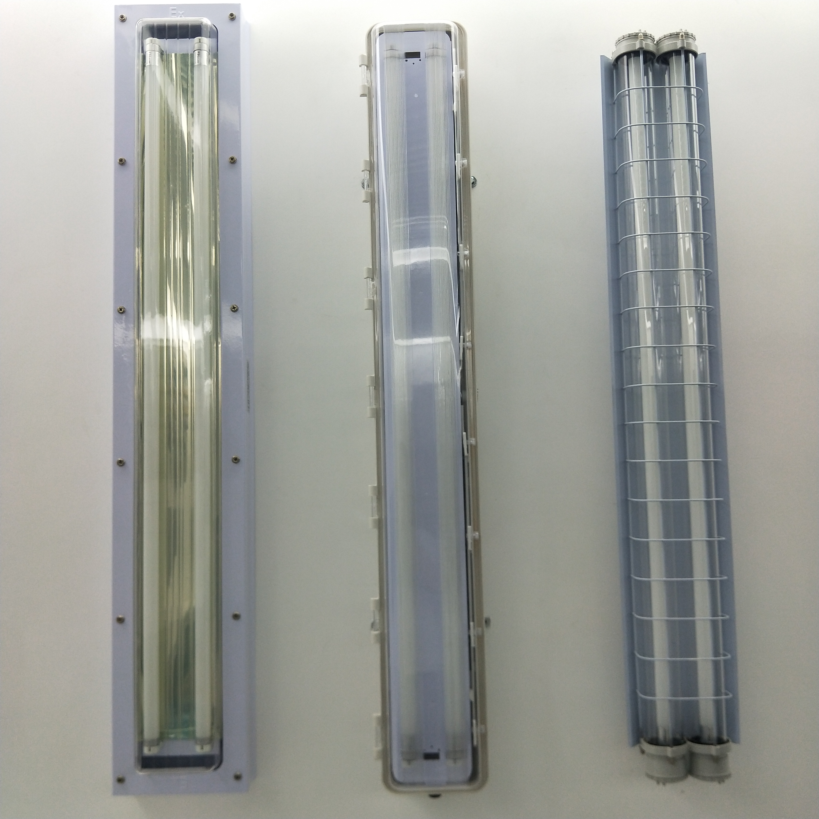 ACCEL Explosion-proof Tube Lights Anti Corrosive Full Plastic Fluorescent Lamps IIC Extb IP66 LED Cu