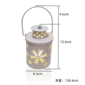 Nouvelle lanterne de Noël durable en fer forgé de style Art déco, motif flocon de neige rouge/<span class=keywords><strong>vert</strong></span>/blanc, LED, cadeau de Noël - Product Image 3