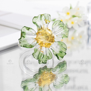 Anillo de Flor Esmaltado, Estilo Hada Retro, Regalo para Mejores Amigas, Vidrio Esmaltado Zibo Hecho a Mano, Regalo para Celebridades de Internet, Moderno, Exclusivo, de Alta Gama - Product Image 4