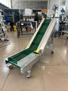 Hazne ile küçük kargo bantlı kaldırma konveyörünün yeni tasarımı - Product Image 5