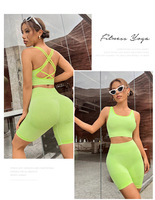 Superbe ensemble de yoga tendance taille haute : brassière de sport et short push-up pour l'été – Conception deux pièces en Spandex/Nylon pour la course à pied
