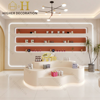 Présentoir Moderne Simple pour Soins de la Peau avec Éclairage LED, Comptoir Îlot pour Produits Cosmétiques pour Salon de Beauté