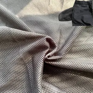 पैंट पतलून के अंडरवियर की जेब को अस्तरित करने के लिए 100% पॉलिएस्टर 2*2 डीटीवाई जाल कपड़ा, सस्ती कीमत उच्च गुणवत्ता गर्म बिक्री लोकप्रिय बुना हुआ