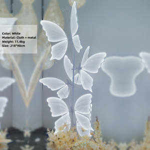 Colonne de papillons porte-bonheur en tulle 3D avec ailes lumineuses LED pour décoration de mariage - Product Image 4