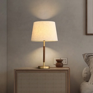 مصباح طاولة كلاسيكي بسيط بتصميم ما بعد الحداثة لتزيين الفنادق وغرف المعيشة والمكاتب - Product Image 4