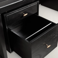 Bureau d'écriture moderne noir de 70 pouces avec deux meubles de rangement à 3 tiroirs, poignées dorées, espace ouvert pour les jambes, idéal pour le bureau à domicile et les meubles d'étude