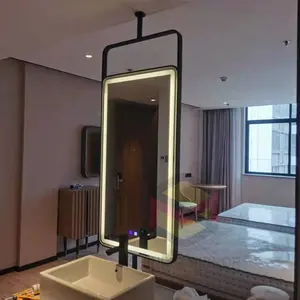 Miroir intelligent à DEL en acier inoxydable à 2 faces avec tiges de suspension supérieures et inférieures suspendues dans l'hôtel