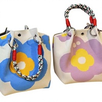 Tas Tote Rajut Motif Bunga Poliester Impor Langsung dari Pabrik, Pegangan Loop, Kapasitas Besar, Serbaguna, Gaya Jalanan