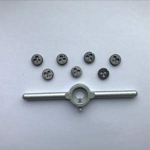 Ensemble de tarauds et filières micro DIY 10 pièces (11 pièces) M1-3.5 pour acier inoxydable, outils à main et outils à filetage, matériau en acier - Product Image 5