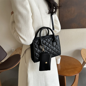 Juego Económico de 2 Bolsos Bandolera de Cuero PU de Alta Calidad para Dama y Carteras de Hombro para Mujer - Product Image 3